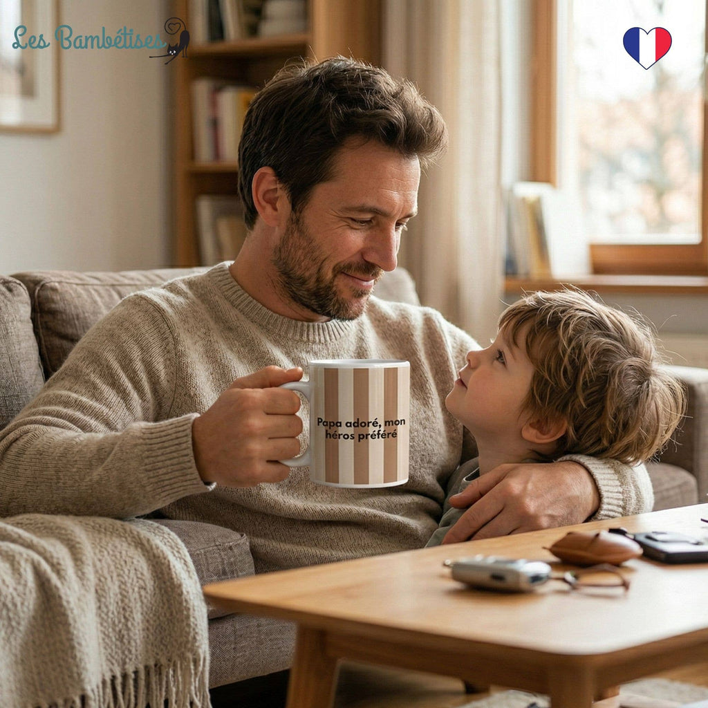 Mug « Papa adoré, mon héros préféré » Rayures Marron