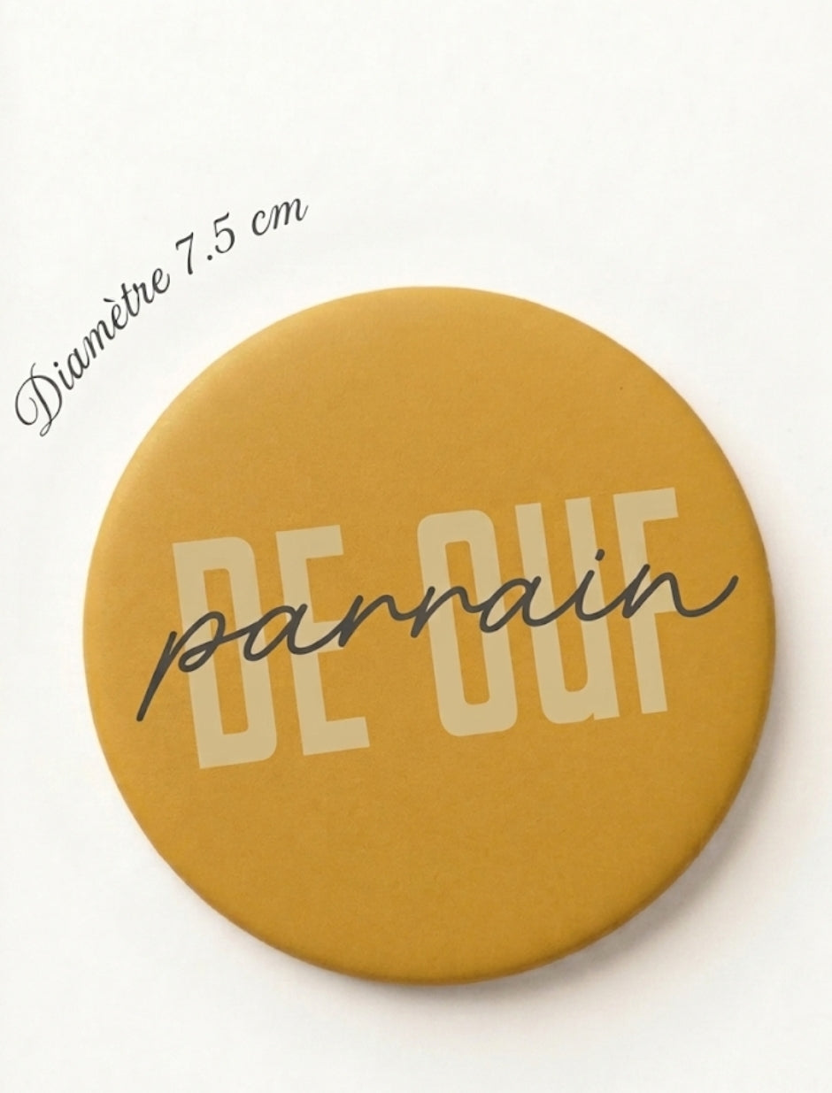 Badge Parrain de ouf – fond moutarde